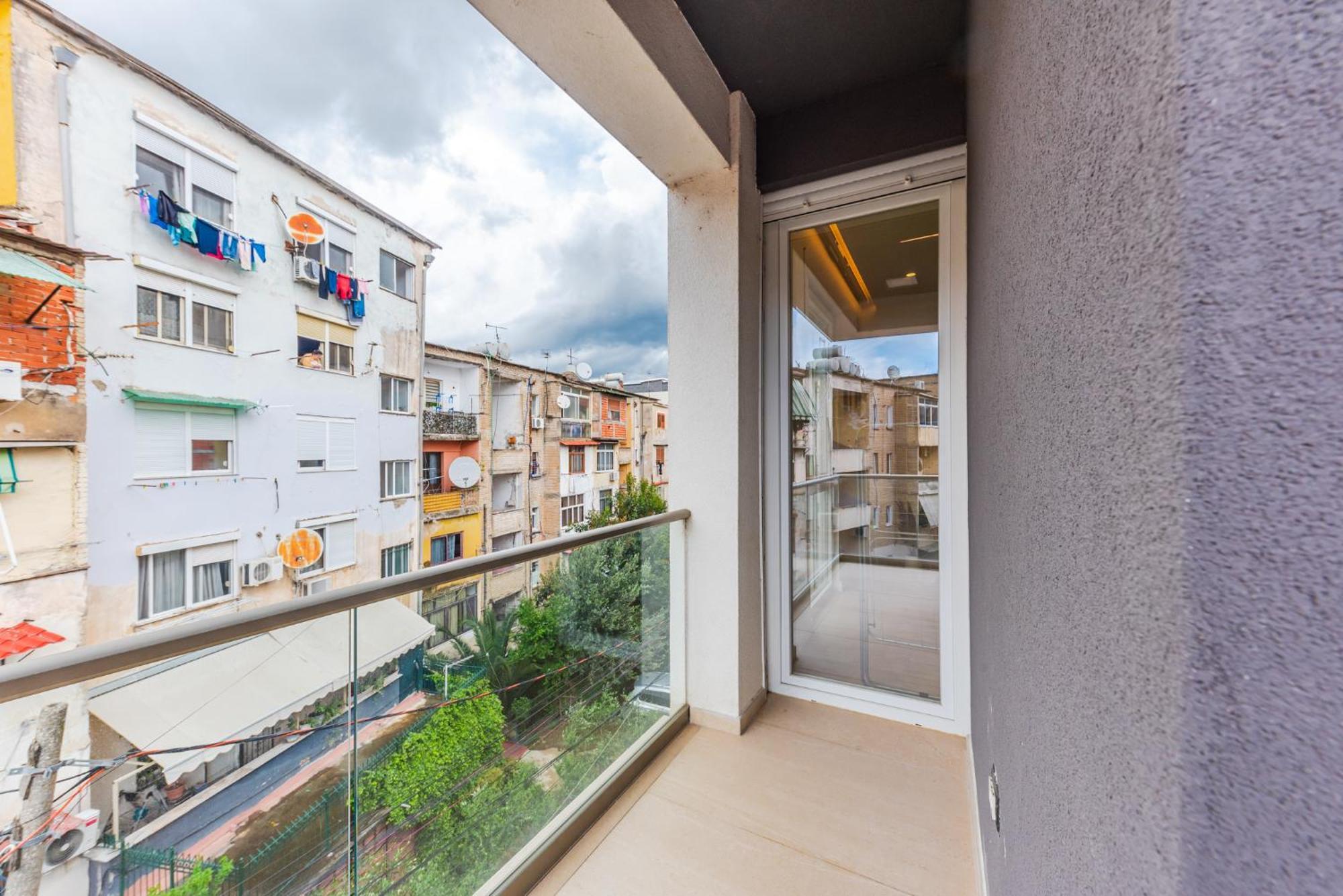 Mumba Apartments By Kondo Stays ติรานา ภายนอก รูปภาพ
