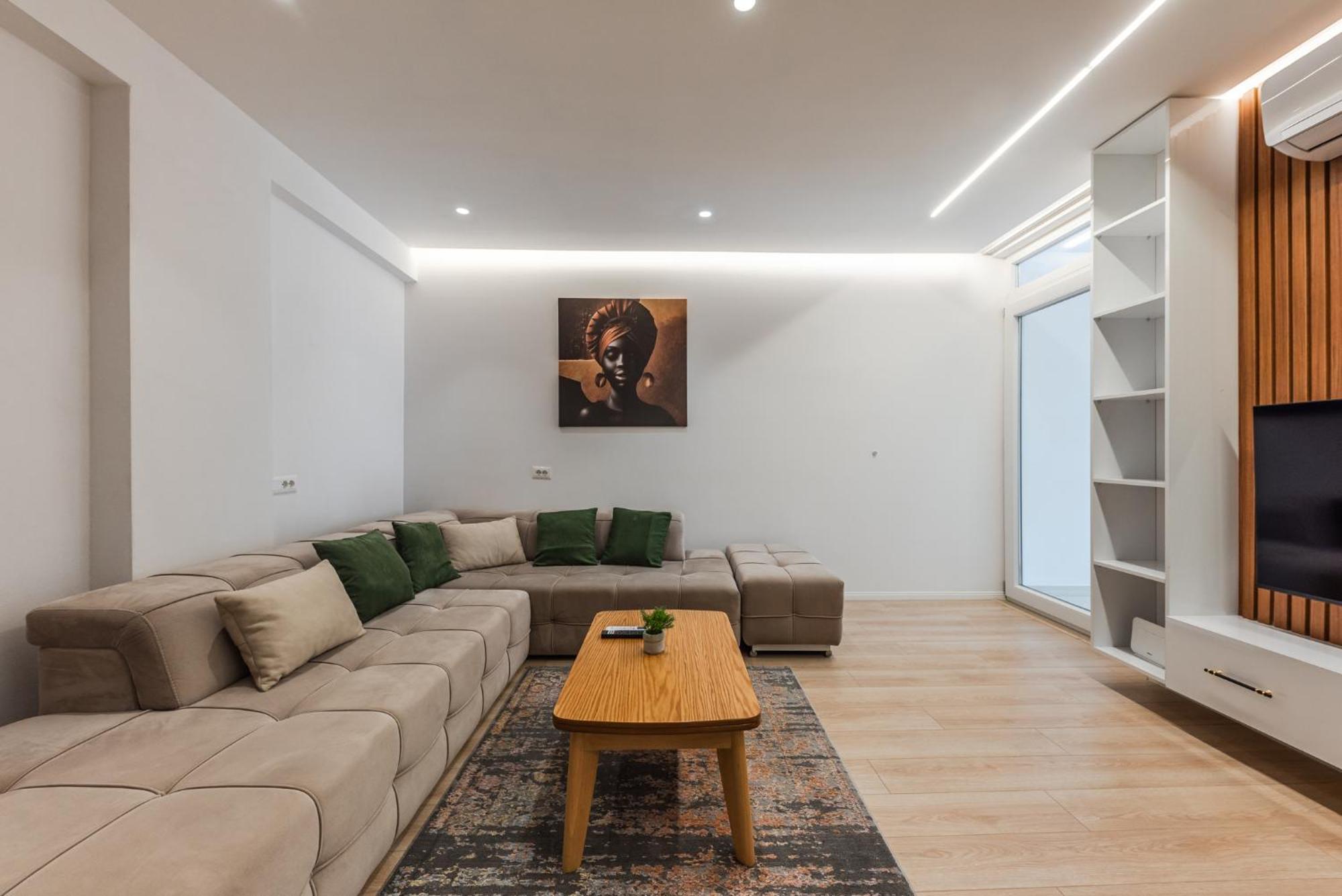 Mumba Apartments By Kondo Stays ติรานา ภายนอก รูปภาพ